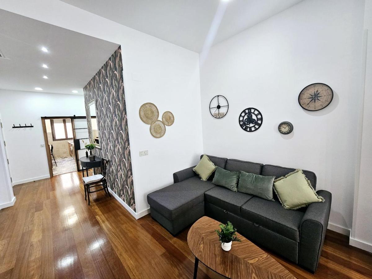 Charlot Center Apartment II Аликанте Экстерьер фото