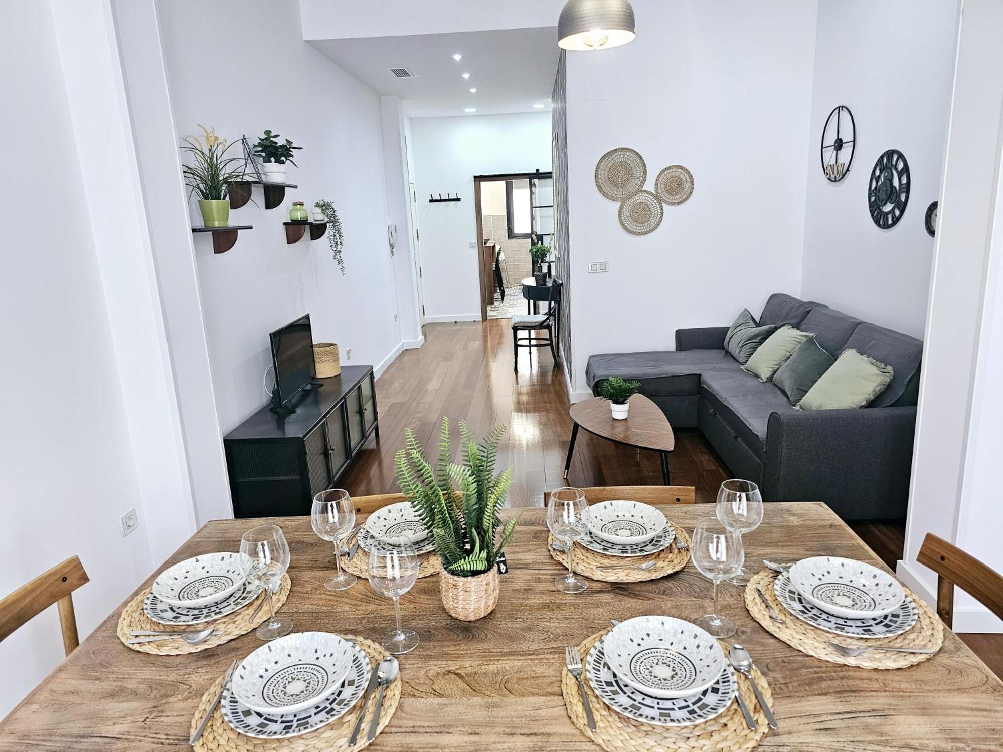 Charlot Center Apartment II Аликанте Экстерьер фото